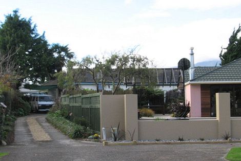 Photo of property in 26 Nimmo Avenue West, Waikanae, 5036