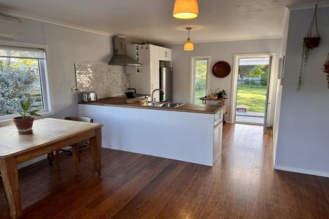 Photo of property in 1 Farrier Grove, Featherston, 5710