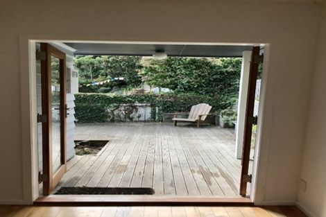 Photo of property in 82 Tannadyce Street, Strathmore Park, Wellington, 6022