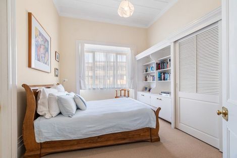 Photo of property in 42 King Edward Parade, Devonport, Auckland, 0624