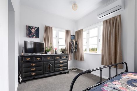 Photo of property in 1 Gilchrist Street, Te Aroha, 3320