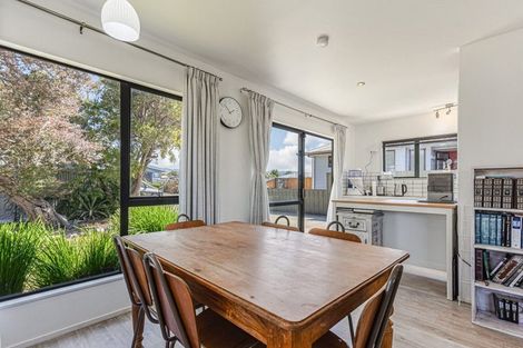 Photo of property in 2 Tillson Crescent, Motueka, 7120