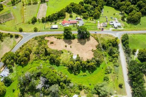 Photo of property in 767 Settlement Road, Hakaru, Wellsford, 0975