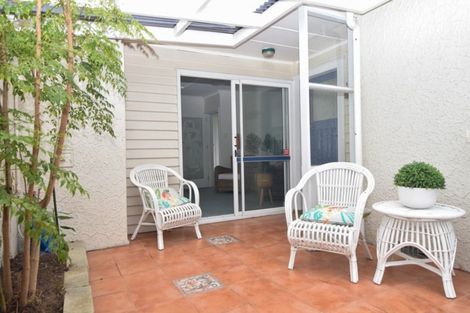 Photo of property in 9 Armstrong Avenue, Carterton, 5713