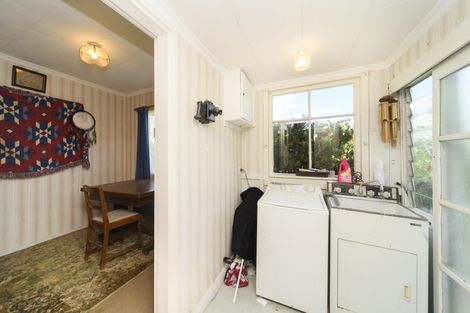 Photo of property in 39 Aberdeen Avenue, Takaro, Palmerston North, 4412