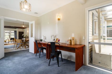 Photo of property in 3 Woodstock Terrace, Tawa, Wellington, 5028