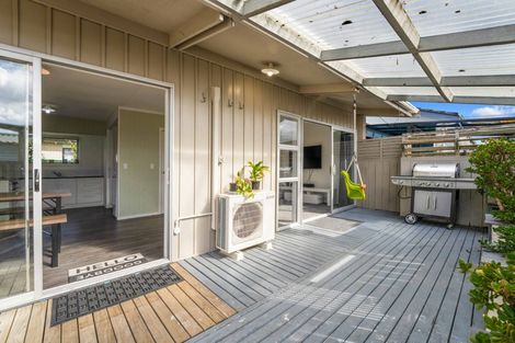 Photo of property in 2/56 Greenhaven Avenue, Opaheke, Papakura, 2113