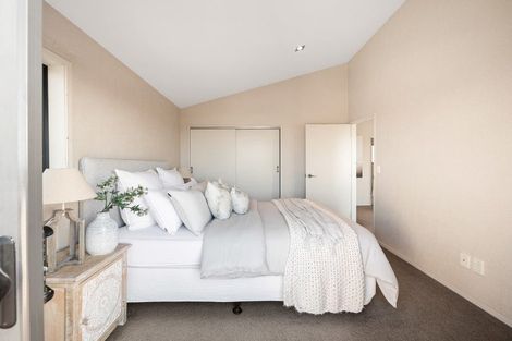 Photo of property in 208a Marine Parade, Mount Maunganui, 3116