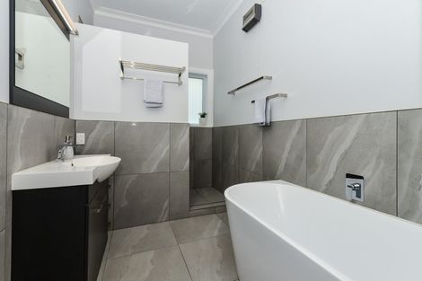 Photo of property in 4 Wye Street, Frankton, Hamilton, 3204