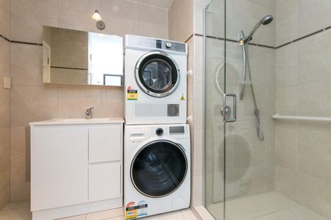 Photo of property in 15 Potatau Street, Grey Lynn, Auckland, 1021