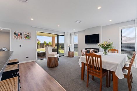 Photo of property in 28 Maunganamu Drive, Wharewaka, Taupo, 3330