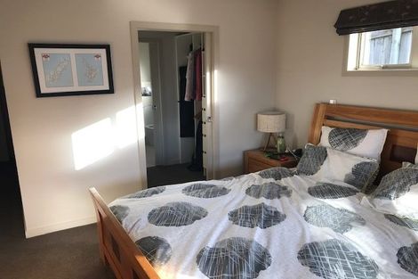 Photo of property in 4 Kaweka Close, Aotea, Porirua, 5024