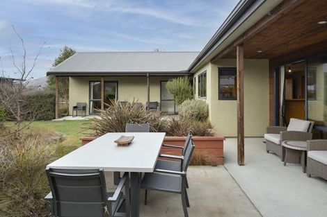 Photo of property in 5 Castalia Drive, Lake Hayes, Queenstown, 9304
