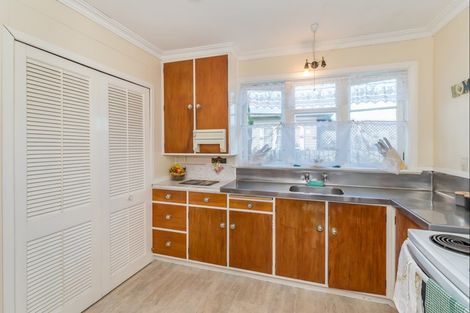 Photo of property in 39 Carlisle Street, Levin, 5510