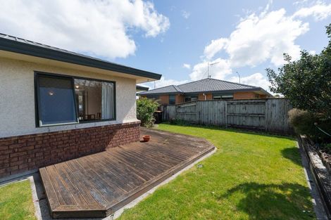 Photo of property in 77 Lyndhurst Street, Takaro, Palmerston North, 4412