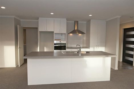 Photo of property in 32 Burford Way, Rolleston, 7615