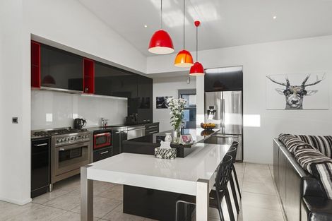 Photo of property in 14 Ashview Place, Rangiora, 7400