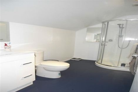 Photo of property in 2/5 Powell Street, Avondale, Auckland, 1026
