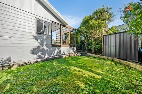 Photo of property in 21 Jasmine Grove, Maungaraki, Lower Hutt, 5010