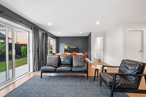 Photo of property in 58 Riverhead Point Drive, Riverhead, 0820