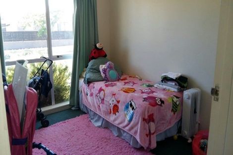 Photo of property in 3 Kirkcaldy Crescent, Flaxmere, Hastings, 4120