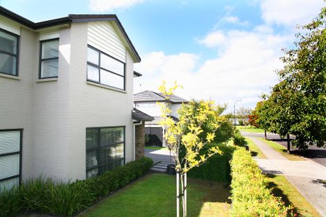 Photo of property in 21 Springcrest Drive, Karaka, Papakura, 2113