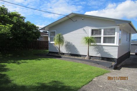 Photo of property in 97 Royal Road, Massey, Auckland, 0614