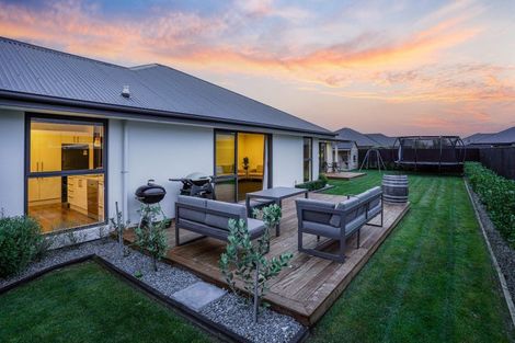 Photo of property in 55 Sequoia Way, Rangiora, 7400