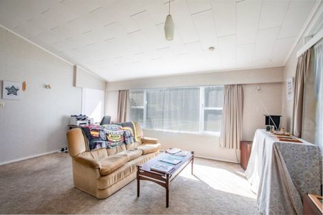 Photo of property in 2 Allen Road, Raumati Beach, Paraparaumu, 5032