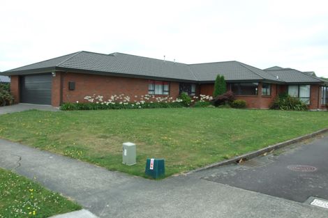 Photo of property in 129 Ruapehu Drive, Fitzherbert, Palmerston North, 4410