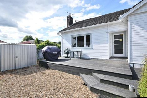 Photo of property in 18 Sayer Street, Frankton, Hamilton, 3204