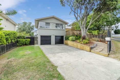 Photo of property in 6 Yeoman Place, Howick, Auckland, 2014