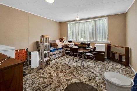 Photo of property in 194 Surrey Road, Tariki, Inglewood, 4388