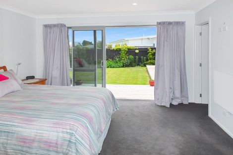 Photo of property in 10 Godwit Court, Foxton Beach, Foxton, 4815