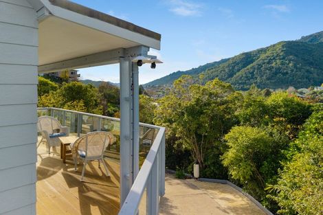 Photo of property in 45 Dorset Street, Picton, 7220