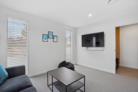 Photo of property in 2 Mcneil Crescent, Wanaka, 9305