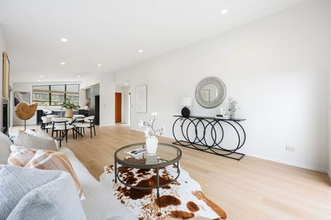 Photo of property in 40a Verran Road, Birkdale, Auckland, 0626