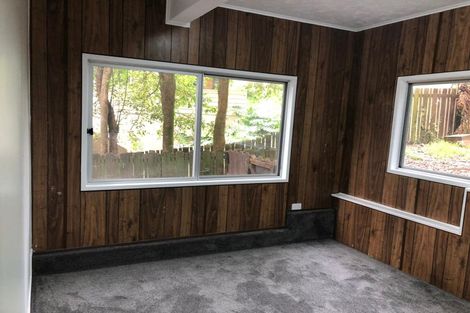 Photo of property in 14 Kilcar Place, Massey, Auckland, 0614