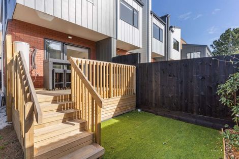 Photo of property in 21 Toanga Place, Mount Wellington, Auckland, 1062