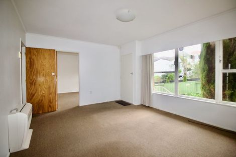 Photo of property in 3/242 Onewa Road, Birkenhead, Auckland, 0626