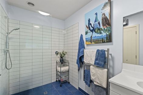 Photo of property in 2/8 Mccormacks Bay Road, Mount Pleasant, Christchurch, 8081