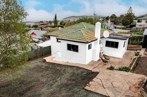 Photo of property in 16a Clyde Street, Oamaru North, Oamaru, 9400