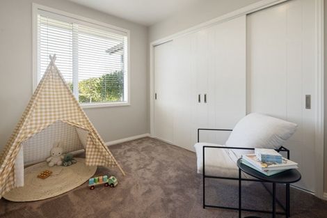 Photo of property in 129 Saint Kilda Road, Cambridge, 3434