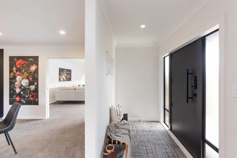 Photo of property in 24 Serenity Crescent, Kelvin Grove, Palmerston North, 4414