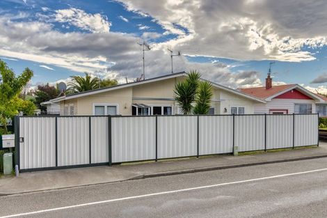 Photo of property in 56 Taradale Road, Marewa, Napier, 4110