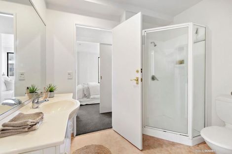 Photo of property in Courtenay Apartments, 403/120 Courtenay Place, Te Aro, Wellington, 6011