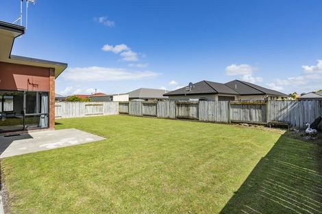 Photo of property in 21 Brooklyn Heights Drive, Kelvin Grove, Palmerston North, 4414