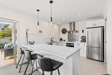 Photo of property in 12 Banks Boulevard, Whitby, Porirua, 5024