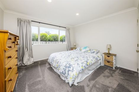 Photo of property in 264 Hill Road, The Gardens, Auckland, 2105