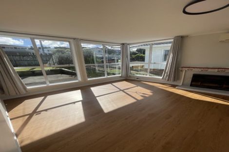 Photo of property in 1/22 Edgeworth Road, Glenfield, Auckland, 0629